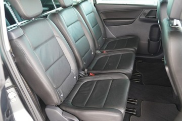 Volkswagen Sharan II Van Facelifting 2.0 TDI 177KM 2020 Volkswagen Sharan HIGHLINE panorama LINE ASSIST na, zdjęcie 26