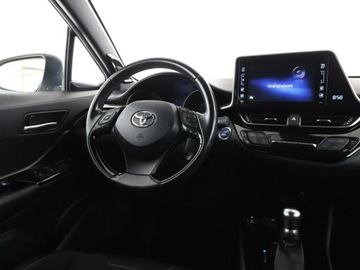 Toyota C-HR I Crossover 1.8 Hybrid 122KM 2018 Toyota C-HR navi kamera grzane fotele ACC, zdjęcie 15