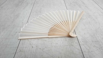 Складной японский вентилятор Boellruno HYBR001, белый