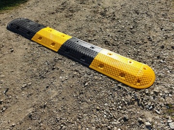 Бросок лежачего полицейского 50 см 50/36/4 см