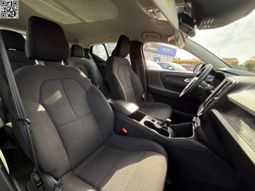 Volvo XC40 Crossover Facelifting 1.5 T2 129KM 2022 Volvo XC 40 Salon PL-Automat-Essential 1.5 Benzyna 130KM, zdjęcie 4
