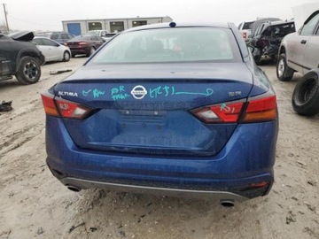 Nissan Altima V 2021 Nissan Altima NISSAN ALTIMA SR, 2021r., 2.5L 2.5 Benzyna 188KM, zdjęcie 3