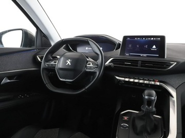 Peugeot 3008 II Crossover 1.2 PureTech 130KM 2018 Peugeot 3008 virtual cocpit navi półskóra, zdjęcie 15