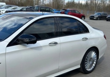 Mercedes Klasa E W213 Limuzyna AMG 3.0 53 AMG 435KM 2020 Mercedes-Benz Klasa E Mercedes-AMG E 53 4MATIC Limuzyna 435KM 2020r. F-Vat, zdjęcie 3