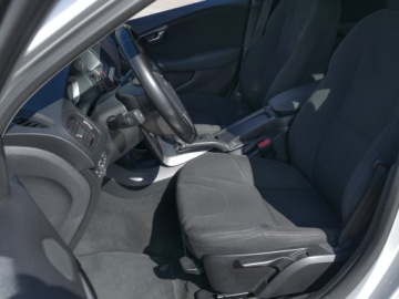 Volvo 2015 Volvo V40 115 koni Aut Ideał Spalanie 4l ON Ambiente 17” DVD parktroniki, zdjęcie 20
