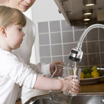 KRAN ŚCIENNY ZIMNĄ MISKĘ NA WARZYWA