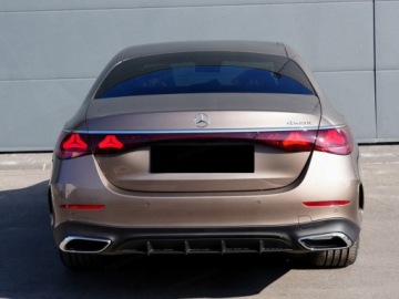 Mercedes Klasa E W214 Sedan 2.0 220d 197KM 2025 E Klasa 220 d 4-Matic AMG 2.0 197KM 2025, zdjęcie 2