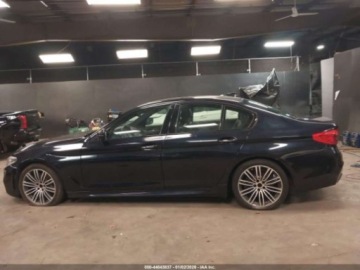 BMW Seria 5 G30-G31 2017 BMW Seria 5 530i xDrive 2017 2.0 Benzyna 248KM, zdjęcie 2