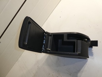 VW GOLF PLUS ПОДЛОКОТНИК 5M0864251B