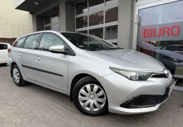 Toyota Auris 2017 Toyota Auris salon Polska, serwis ASO Toyota, rok Gwarancja 1.3 Benzyna