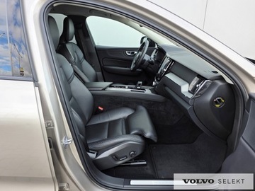 Volvo XC60 II 2023 Volvo XC 60 FV23 Plus Dark B4 B 197+14KM Aut BLIS, zdjęcie 14