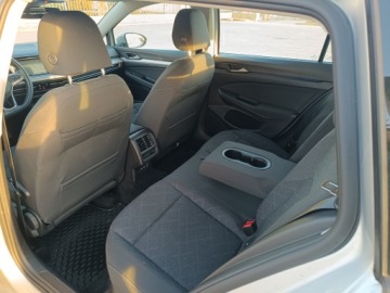 Volkswagen Golf VIII Variant 1.5 TSI 150KM 2022 VOLKSWAGEN GOLF VIII 1.5 Salon PL 150KM rok 2022 Serwis JAK NOWY, zdjęcie 9