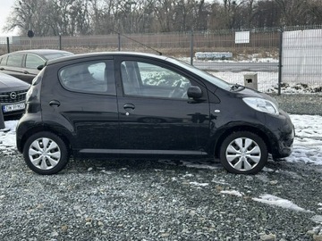 Citroen C1 I Hatchback 3d Facelifting 1.0 i 68KM 2010 Citroen C1 I 2010 1.0 12V 68KM automat, klima, zdjęcie 4
