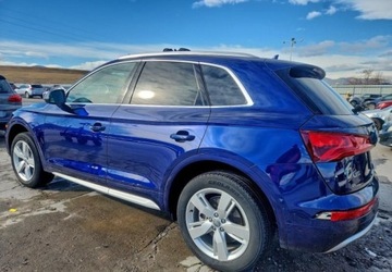 Audi Q5 II SUV 2.0 TFSI 252KM 2019 Audi Q5 Auta z USA - Zapytaj o wiecej ofert 2.0 Benzyna 252KM, zdjęcie 13