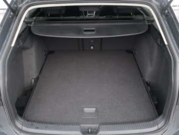 Volkswagen Golf VIII Hatchback 2.0 TDI SCR 150KM 2022 VW Golf 2.0 TDI, Salon Polska, 1. Właściciel, zdjęcie 12