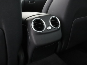 Mercedes Klasa C W205 Limuzyna 180 156KM 2014 Mercedes C 180 automat full LED navi kamera i, zdjęcie 38