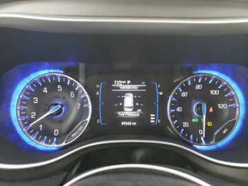 Chrysler Pacifica II 2020 Chrysler Pacifica Touring L 2020 3.6l 3.6 Benzyna 287KM, zdjęcie 9