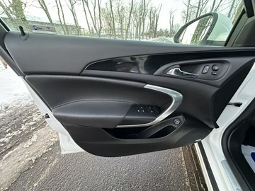 Opel Insignia I Country Tourer 2.0 CDTI Ecotec 170KM 2016 Opel Insignia OPC COSMO 2.0 CDTI 170 KM Navi Alu19, zdjęcie 17