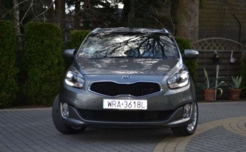 Kia Carens IV Minivan 1.7 VGT CRDi 141KM 2015 Kia Carens Kia Carens 1.7 CRDi Business Line 7os 7DCT 1.7 Diesel 141KM, zdjęcie 1