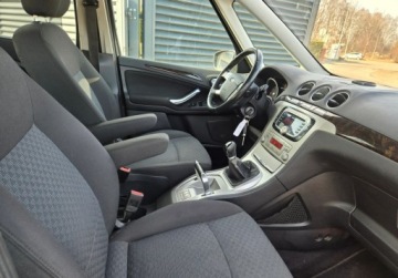 Ford Galaxy III Van 2.0 Duratec Flexifuel 145KM 2010 Ford Galaxy Sprowadzony Zarejestrowany. Klima sprawna. 2.0 Benzyna 145KM, zdjęcie 12