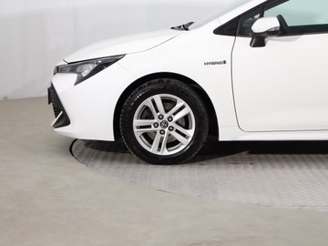 Toyota Corolla XII 2020 Toyota Corolla 2.0 Hybrid, Salon Polska, zdjęcie 13