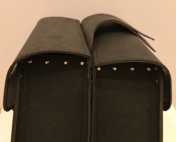 БОКОВЫЕ БАГАЖНИКИ КОЖАНЫЕ HARLEY TRIUMPH ROYAL ENFIELD CLASSIC PADDED