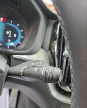 Volvo XC60 II 2022 Volvo XC 60 Lift FV 23 AWD Pakiet Dark HAK Head-UP 2.0 Diesel 197KM, zdjęcie 29