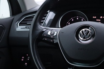 Volkswagen Tiguan II SUV 1.5 TSI EVO 150KM 2019 VW Tiguan 1.5 TSI, Salon Polska, 1. Właściciel, zdjęcie 16