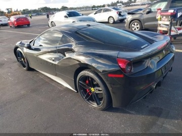 Ferrari 2019 Ferrari 488 2019 r., 3,9 GTB 3.9 Benzyna 660KM, zdjęcie 3