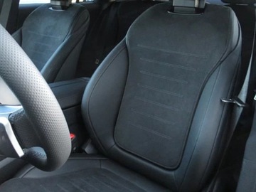 Mercedes GLC C254/X254 Coupe 2.0 220d 197KM 2025 MERCEDES-BENZ GLC 220 d 4-Matic AMG Line 2.0 197KM 2025, zdjęcie 3