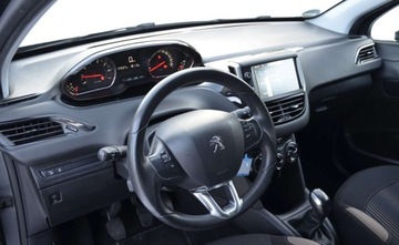 Peugeot 208 I Hatchback 3d 1.2 VTI 82KM 2013 Peugeot 208 1.2 VTi 82KM LED Klima Tempomat Tablet PDC Bluetooth Alufelgi, zdjęcie 16