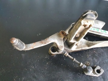 ПОДНОЖКА YAMAHA XJ 600 КРЕПЛЕНИЕ РЫЧАГА ПЕРЕДАЧ