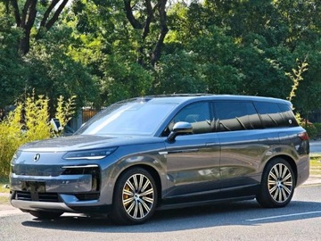  Denza N9 Denza N9 Flagship 2.0 Hybryda 925KM