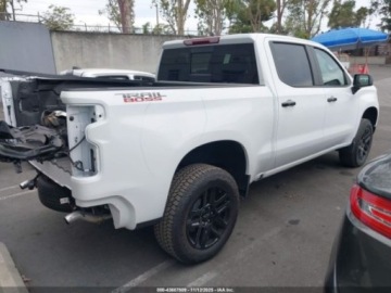 Chevrolet Silverado II 2025 Chevrolet Silverado 2025r., 4x4, 5.3L 5.3 Benzyna 355KM, zdjęcie 3