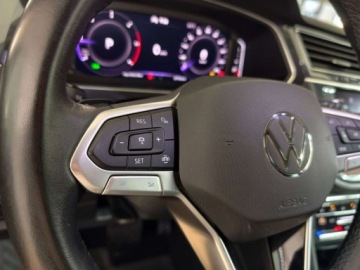 Volkswagen Tiguan II SUV Facelifting 2.0 TDI 150KM 2022 Volkswagen Tiguan Elegance 2.0 TDI 150KM DSG Salon PL Matrix Pakiet ser, zdjęcie 11