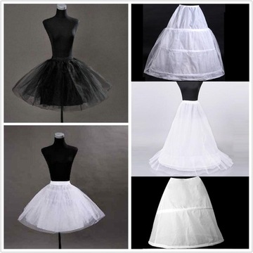 Девушка белое платье Нижняя юбка 3 обруча, кринолин