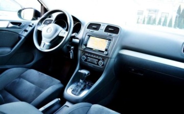 Volkswagen Golf VI Hatchback 5d 1.4 TSI 160KM 2009 Volkswagen Golf Automat, Dynaudio, Nawigacja , Czujniki parkowania 1.4, zdjęcie 5