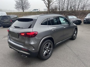 Mercedes GLA II Off-roader Facelifting 1.3 200 163KM 2025 MERCEDES-BENZ GLA 200 AMG Line Suv 1.3 (163KM) 2025, zdjęcie 4