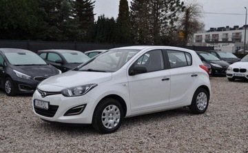 Hyundai i20 I Hatchback 5d Facelifting 1.2 DOHC 85KM 2014 Hyundai i20 LIFT Benzyna 1.2 Klimatyzacja 1.2 Benzyna 85KM