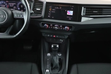 Audi A1 II 1.5 35 TFSI 150KM 2020 Audi A1 35 TFSI, Salon Polska, Automat, Klima, zdjęcie 11