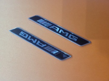 Эмблема AMG для крыла Mercedes Черное серебро