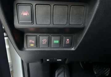 Nissan Qashqai II Crossover 1.2 DIG-T 115KM 2016 Nissan Qashqai 1.2 Benzyna 115 KM Panorama Nawigacja Sensor Kamera 1.2, zdjęcie 16