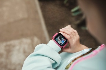 Умные часы для детей Maxcom FW59 розовые IP65 670мАч 1,85