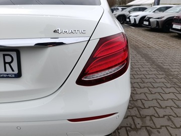 Mercedes Klasa E W213 Limuzyna 2.0 220d 194KM 2017 Mercedes-Benz Klasa E 220 d 4-Matic Exclusive W213, zdjęcie 10