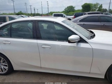 BMW Seria 3 G20-G21 2023 BMW Seria 3 330i, 2023r., 2.0L 2.0 Benzyna 255KM, zdjęcie 4