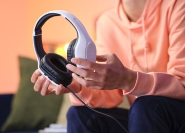 Наушники TRUST GXT415PS Zirox Белый