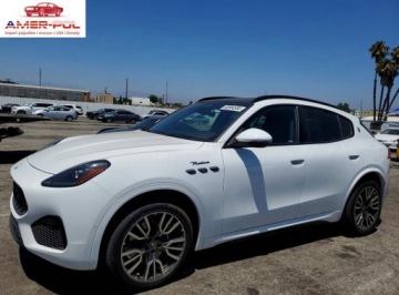 Maserati 2023 Maserati Grecale Modena 2023 2.0 Benzyna 325KM