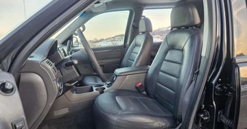 Ford Explorer III 2003 Ford Explorer 4.6 V8 4X4Reduktor 7 Foteli HAKD 4.6 Benzyna 239KM, zdjęcie 7