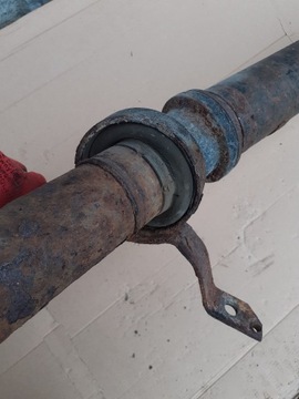 AUDI A4 B6 B7 2.0 1.8 T HŘÍDEL HNACÍ 8E0521101D