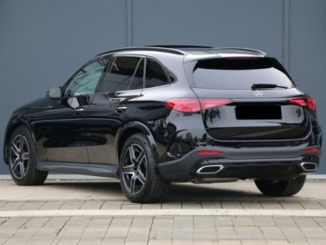 Mercedes GLC C254/X254 Coupe 2.0 200 204KM 2026 MERCEDES-BENZ GLC 200 4-Matic AMG Line 2.0 (204KM) 2026, zdjęcie 2